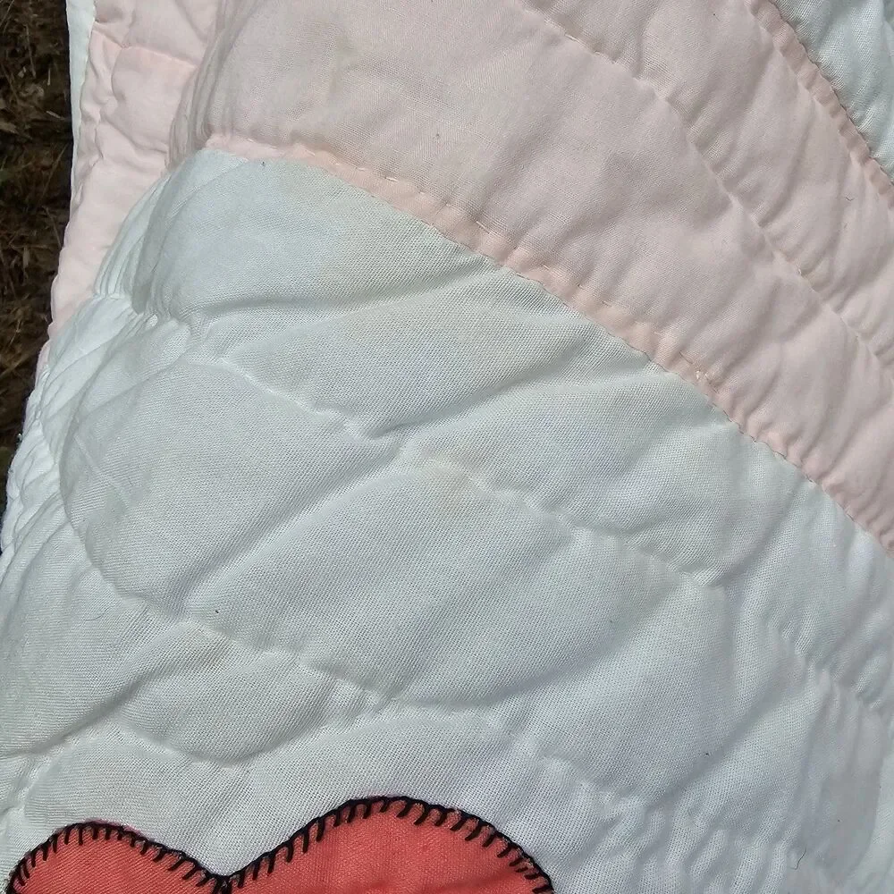 Vintage Handmade Floral Appliqué Full Size Quilt - Likely 1940s - 85x74